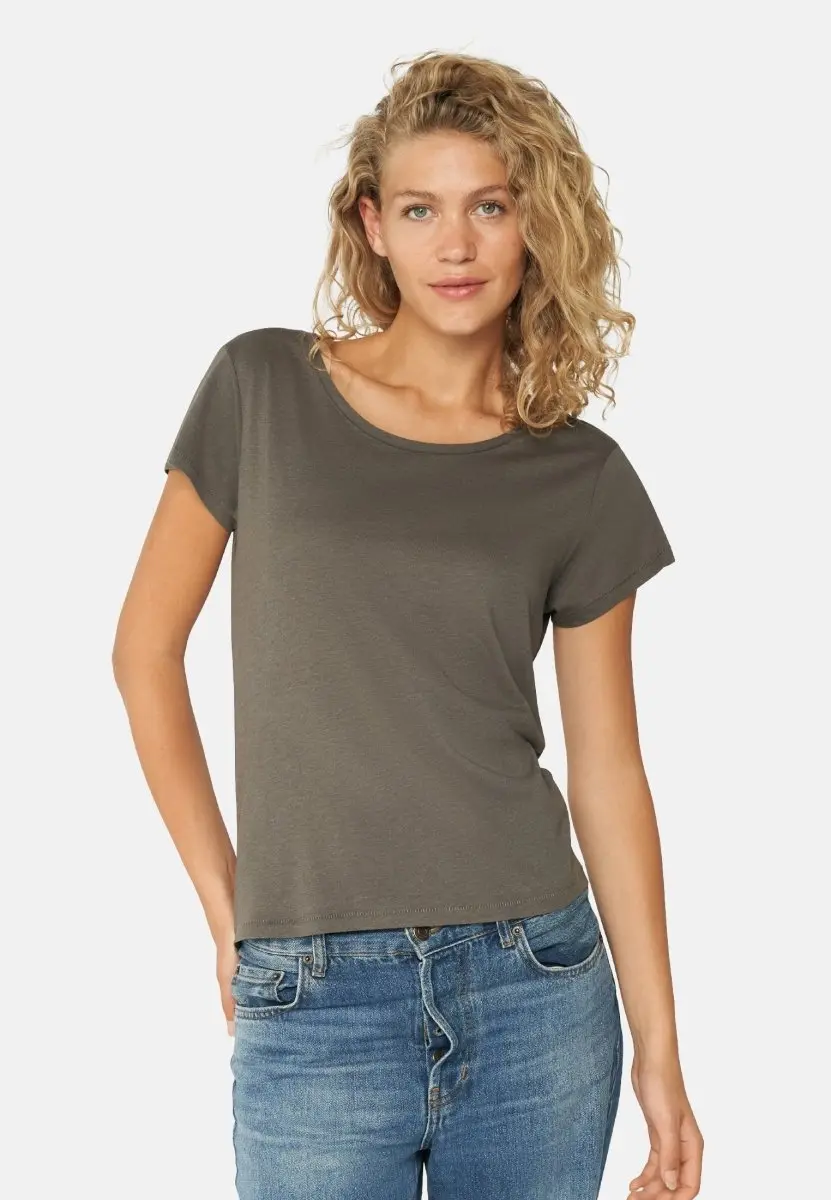 EASE T-SHIRT (Outlet)