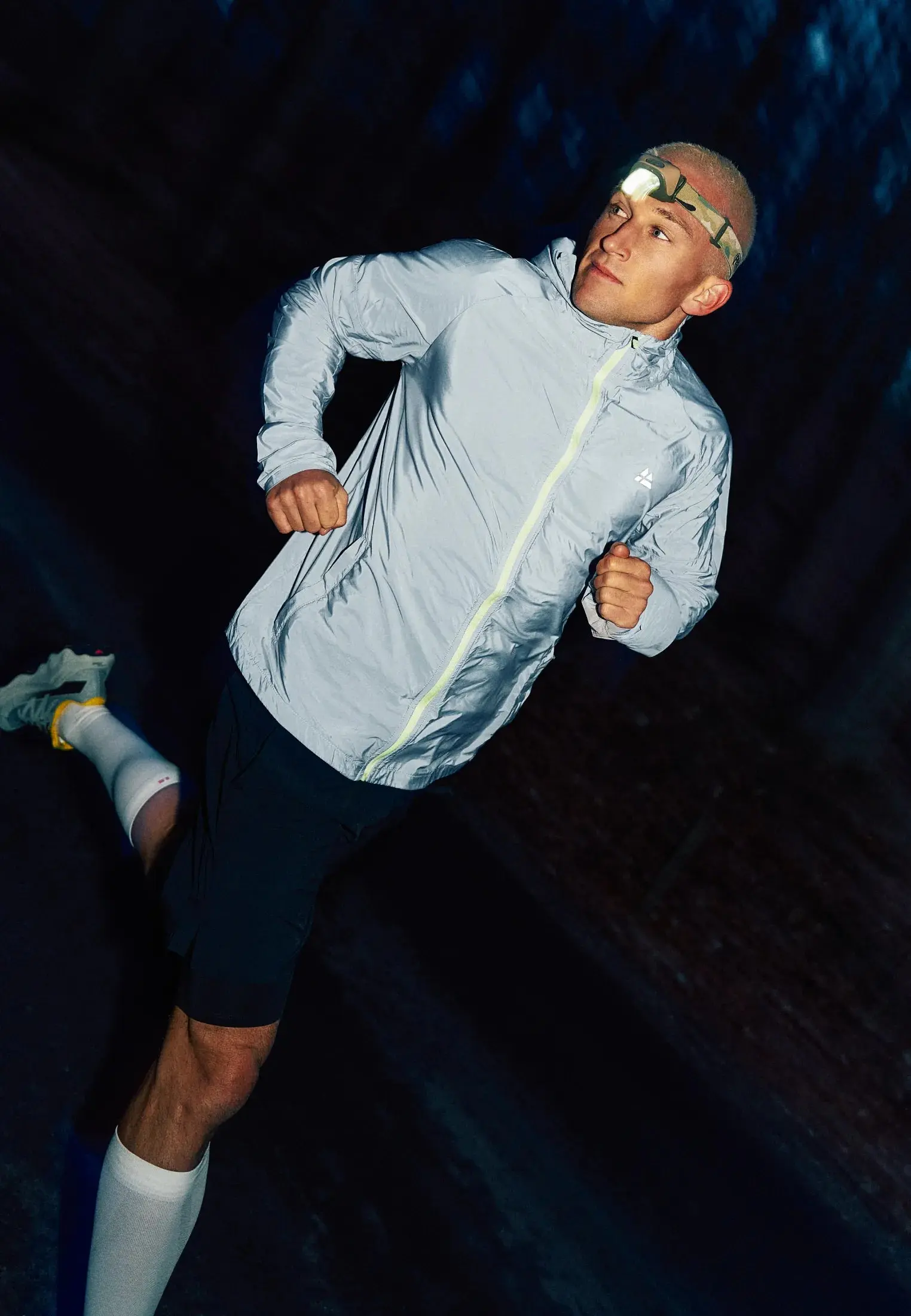 AIRGUARD RUNNING WINDBREAKER - Image 5
